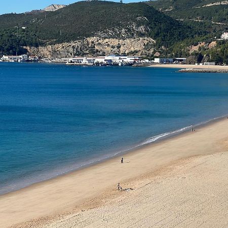 Sea Breeze Apartment Sesimbra Exterior photo